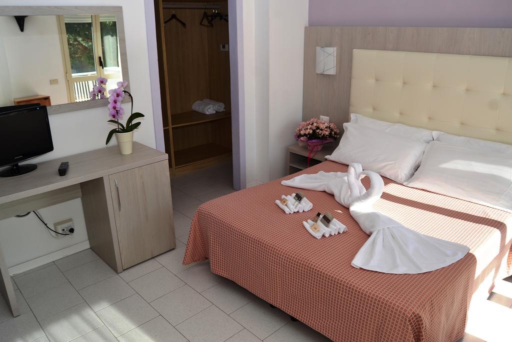 Hotel Suisse Milano Marittima Exterior foto