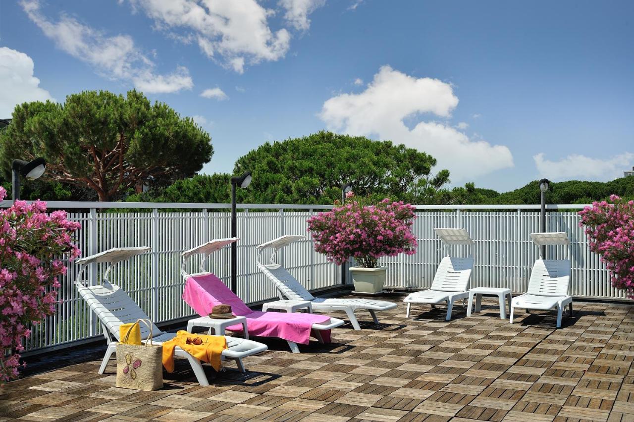 Hotel Suisse Milano Marittima Exterior foto