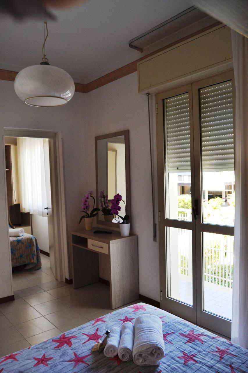 Hotel Suisse Milano Marittima Exterior foto